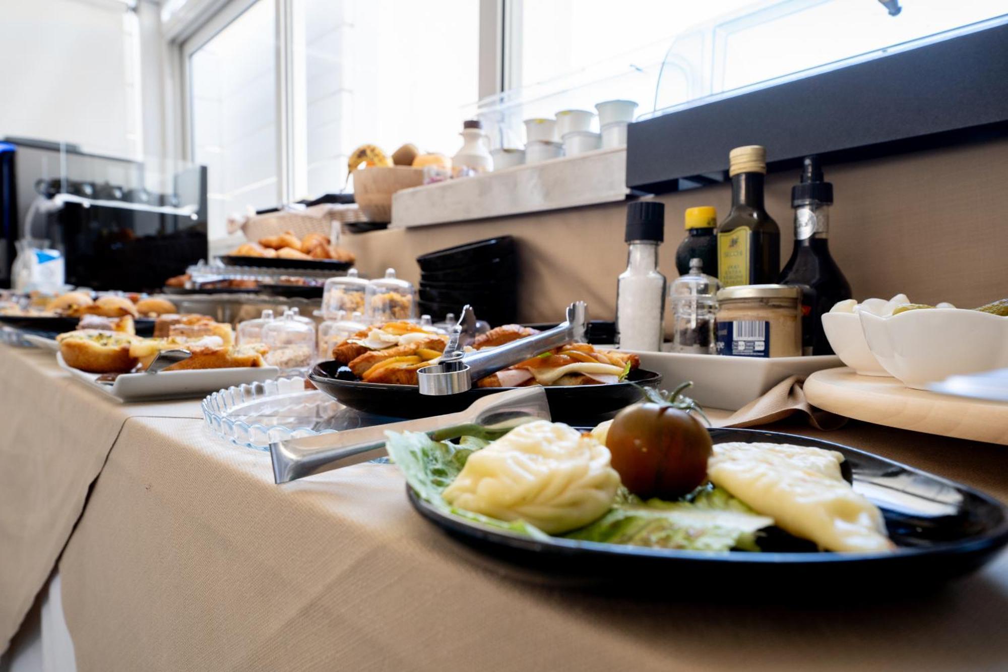 Neko Boutique Hotel Кальяри Номер фото