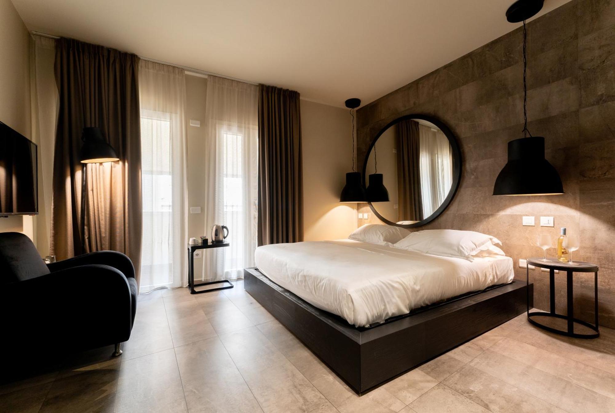Neko Boutique Hotel Кальяри Экстерьер фото