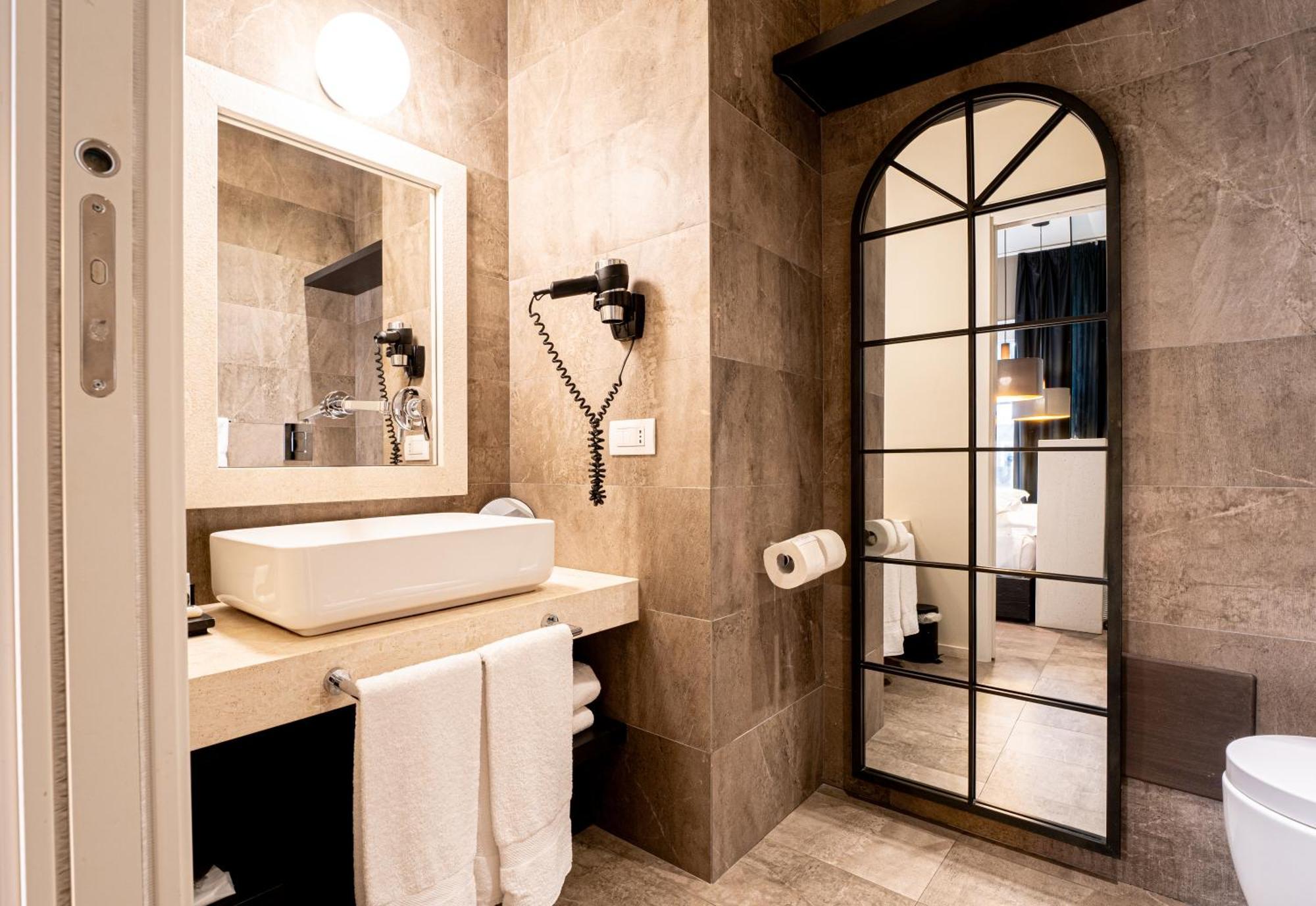Neko Boutique Hotel Кальяри Экстерьер фото